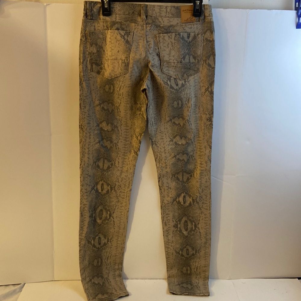 Red camel snake‎ skin denim size 9 animal print